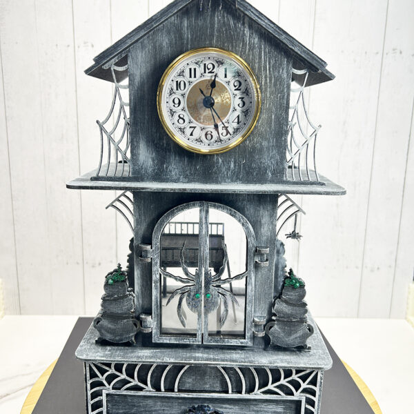 PRE-ORDER - The Witching Hour Clock RoomBox 1:48 Scale Kit